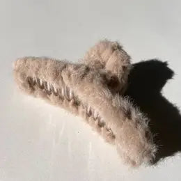 Fur Claw Clip