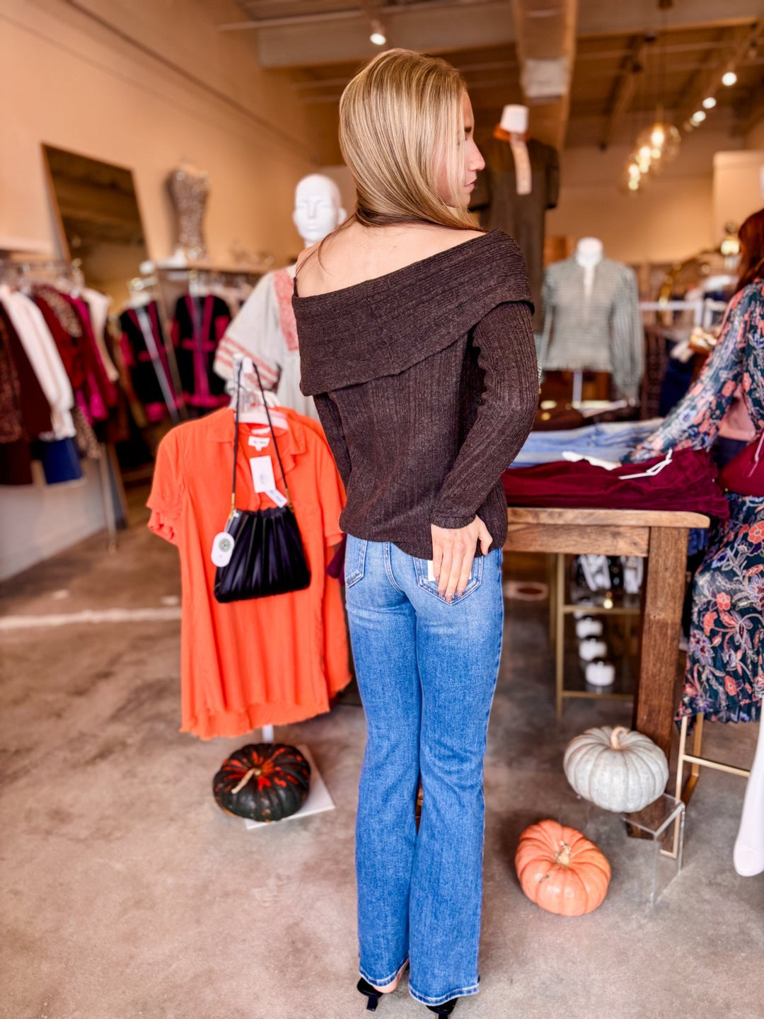 HeartloomKat Sweater - Polish Boutique