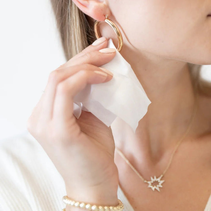 ShineryRadiance Towelette - Polish Boutique